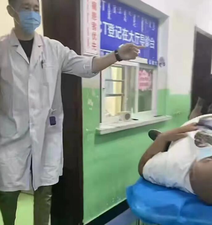 网红老狗讲八卦-_网红老狗被妻子骗走全部身家_老狗与白雨婚姻破裂事件