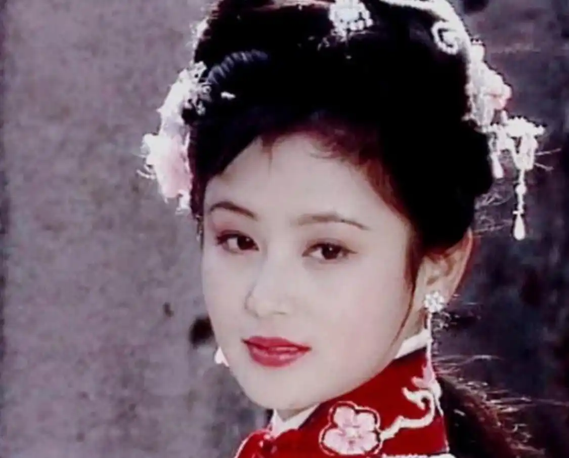 天生富贵相女明星_旺夫面相的女明星_女明星富贵脸特征